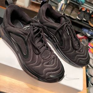 Nike Airmax 720 Black
